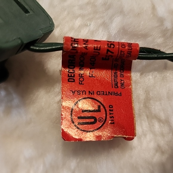 Vintage Silk Poinsettia lights - Picture 8 of 12